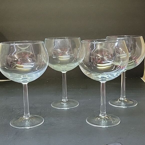 4-Piece Living Quarters Clear Balloon Wine Glass Set Charleston - Picture 4 of 5